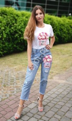 Komplet damski, spodnie jeansowe i koszulka bawełniana z kwiatami 3d