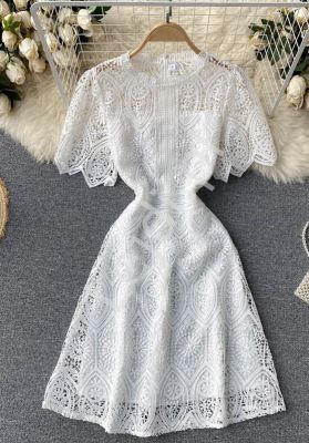 Gipiurowa letnia sukienka z koronki 1920